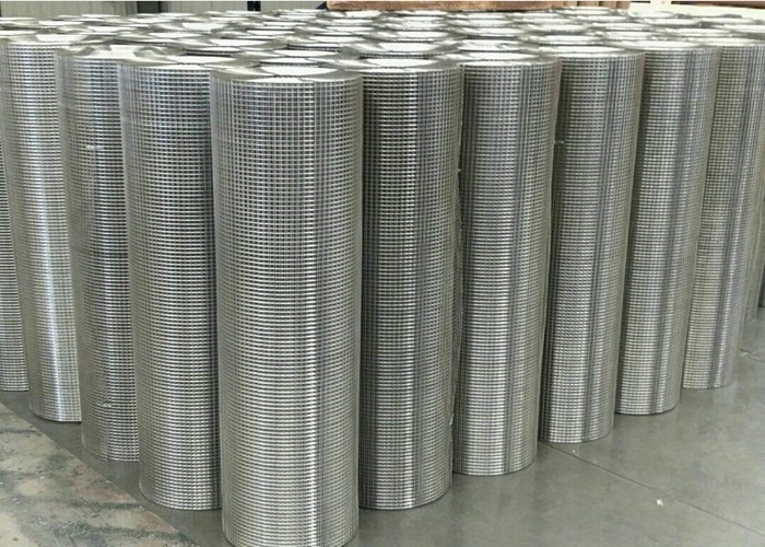 직류 전기를 통한 용접된 철망사 Rolls 3/8&quot; x 3/8&quot; 오프닝 건축 둘레 담